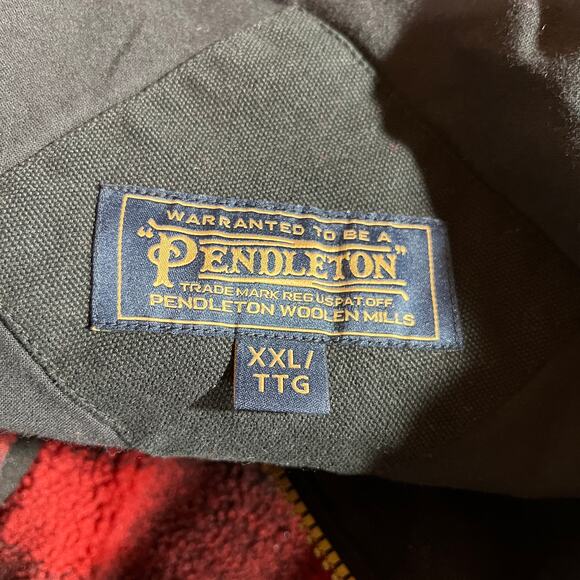 Pendleton Lone Fir Fleece Jacket Mens 2XL Red Black Plaid Outdoors Heavyweight‎ - Picture 9 of 13